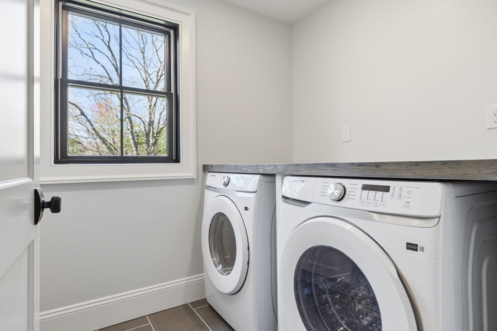36 Kingswood Road Westwood, MA 02090 - Photo 22 of 30