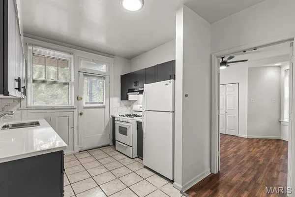 $1,350,000 | 1722-28 Waverly Place, St. Louis, MO 63104