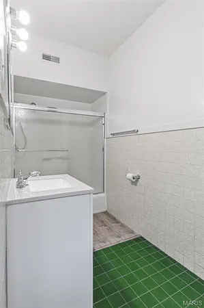 $1,350,000 | 1722-28 Waverly Place, St. Louis, MO 63104