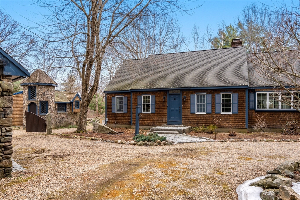 419 Concord Road Sudbury, MA 01776 - Photo 2 of 41