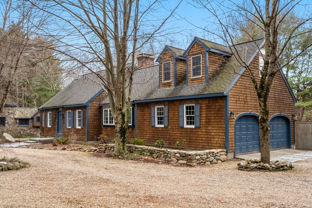 419 Concord Road Sudbury, MA 01776 - Photo 4 of 41