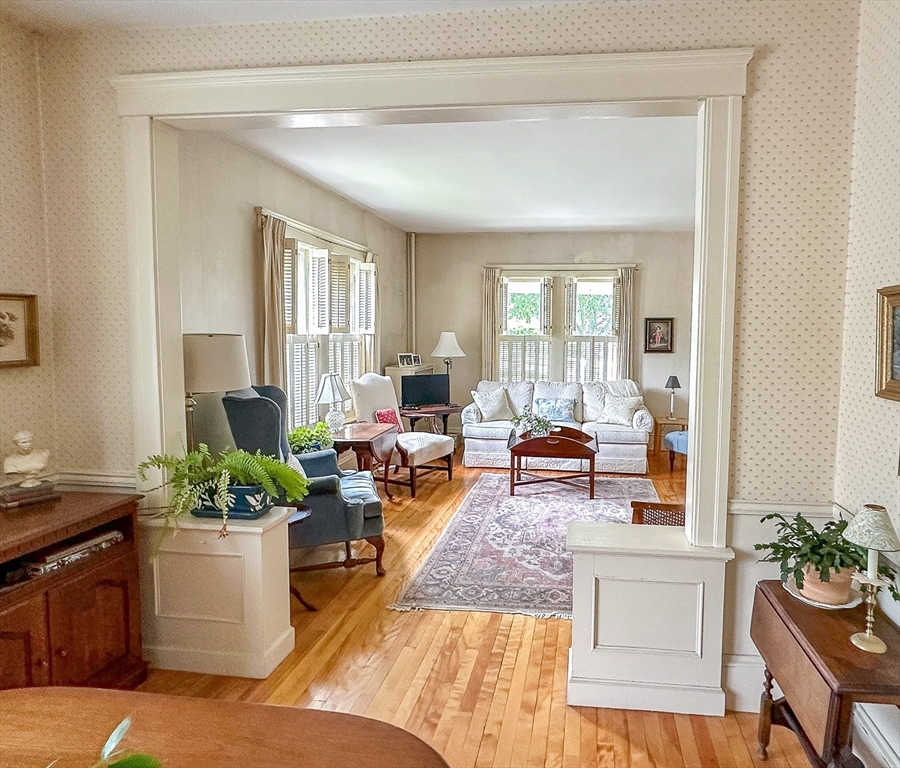 169 Whitmarsh Avenue Worcester, MA 01606 - Photo 11 of 40