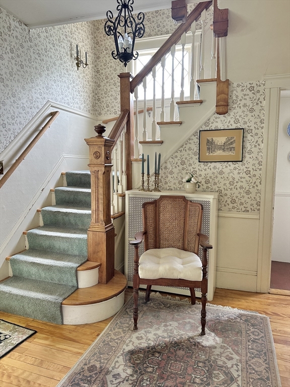 169 Whitmarsh Avenue Worcester, MA 01606 - Photo 23 of 40