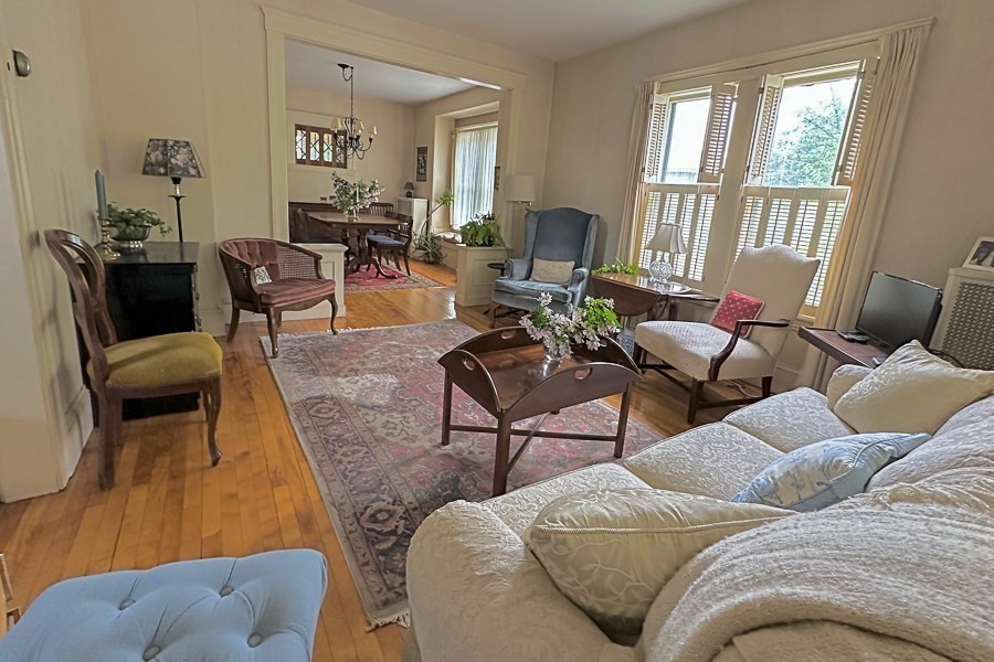 169 Whitmarsh Avenue Worcester, MA 01606 - Photo 9 of 40