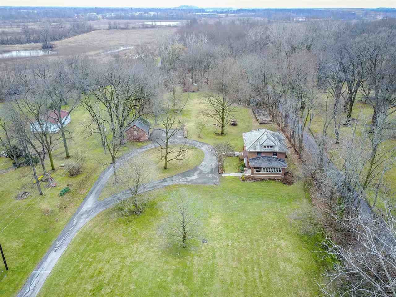4619 Covington Road Fort Wayne, IN 46804 - Photo 3 of 36