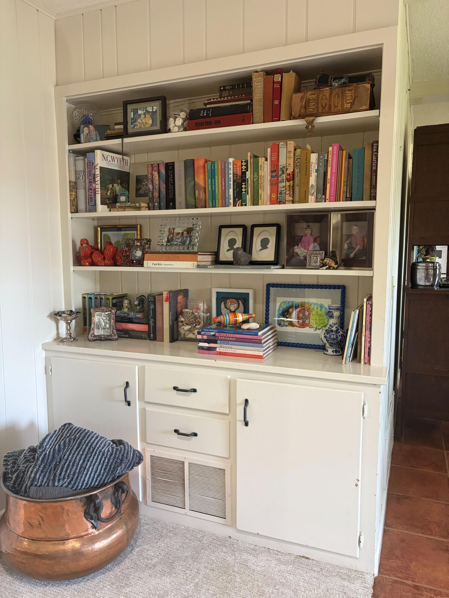 2108 55th Street Lubbock, TX 79412 - Photo 20 of 24 bookcase
