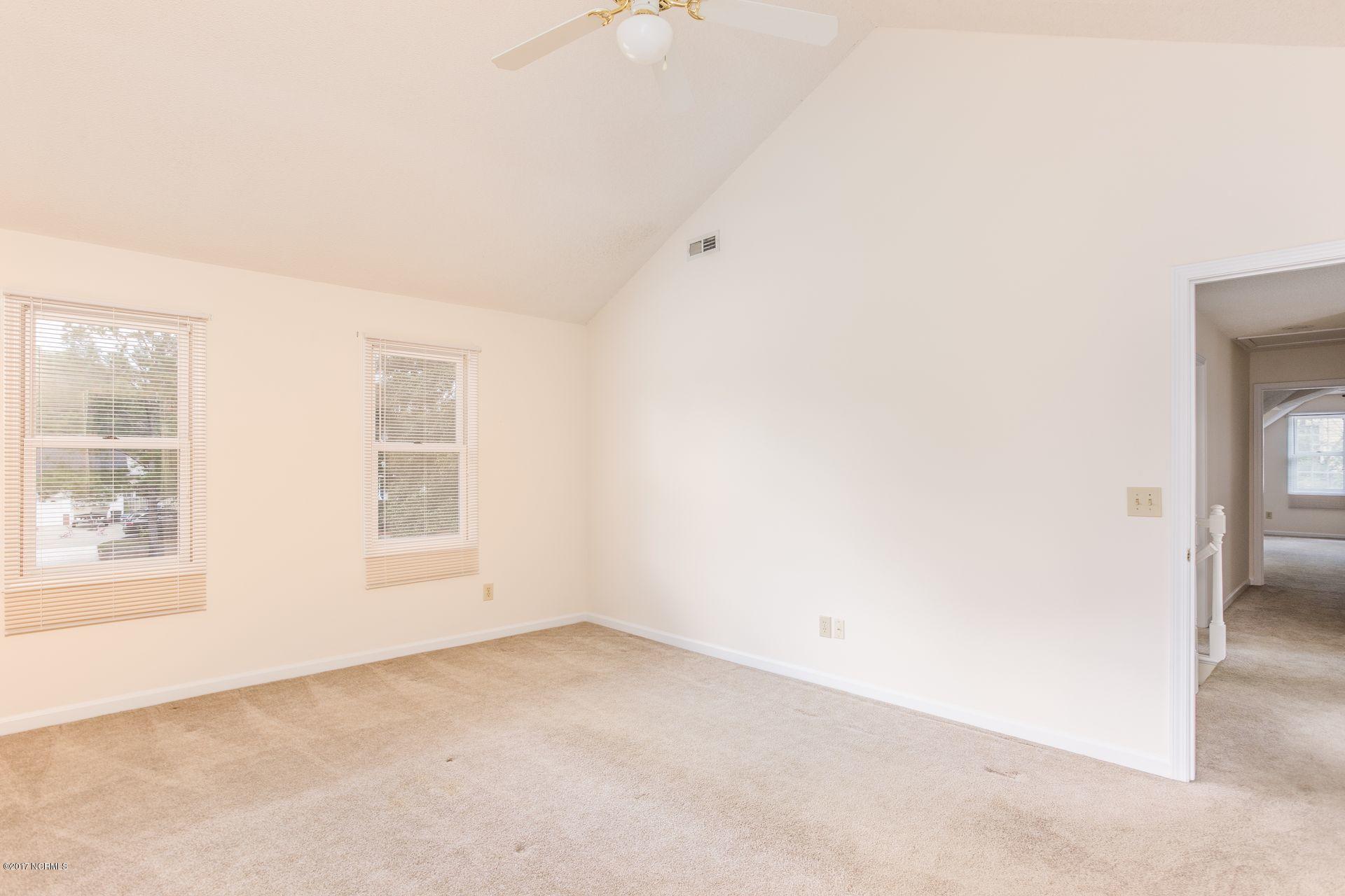 220 Windsong Road Wilmington, NC 28411 - Photo 15 of 30 14