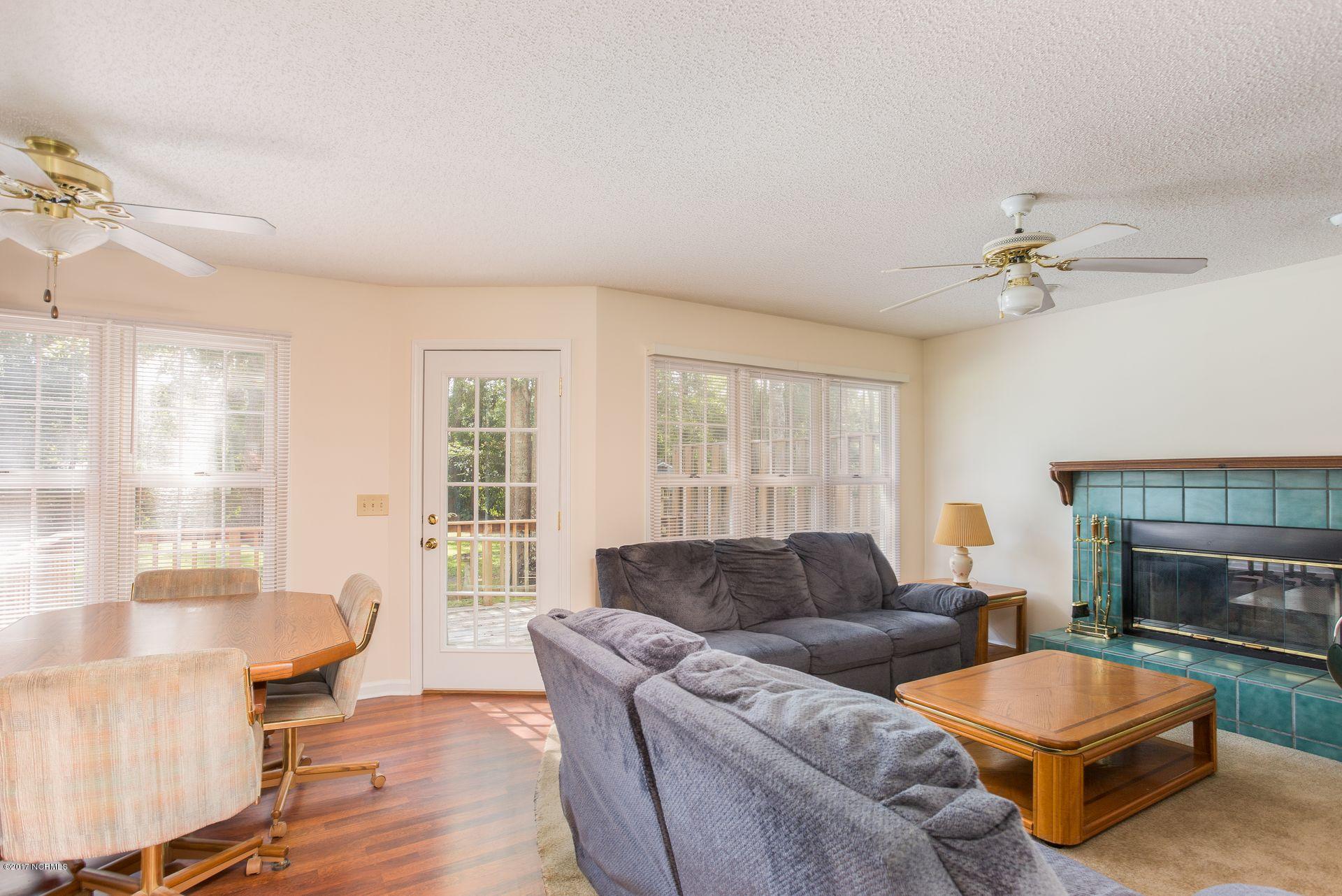 220 Windsong Road Wilmington, NC 28411 - Photo 8 of 30 7