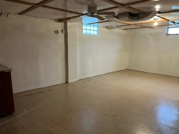 $154,900 | 711 Willow Street, Fairmont, MN 56031