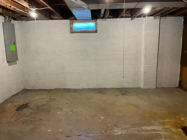 $154,900 | 711 Willow Street, Fairmont, MN 56031