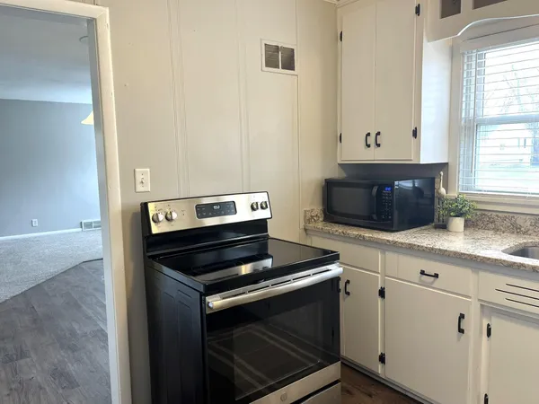 $154,900 | 711 Willow Street, Fairmont, MN 56031