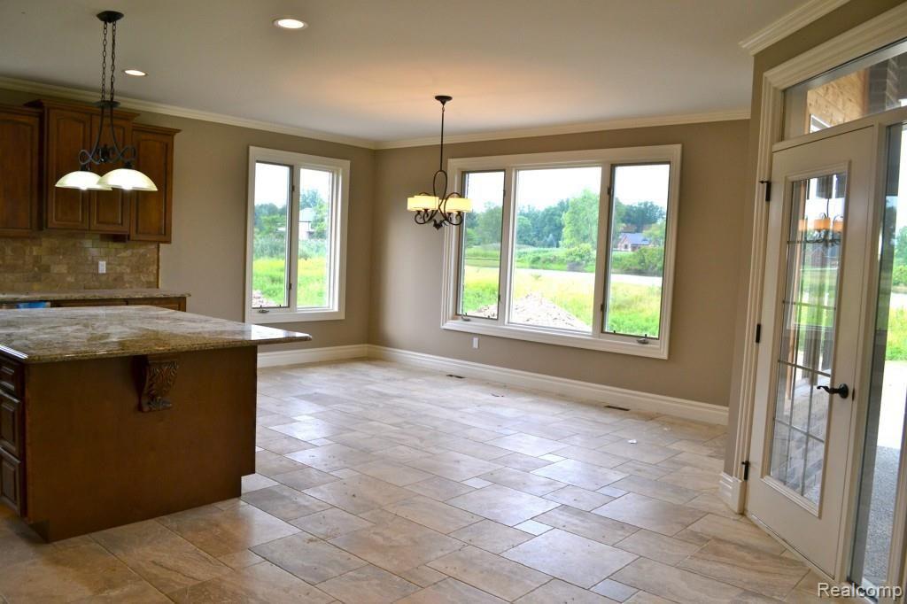 11550 Erin's Way Romeo, MI 48065 - Photo 7 of 32