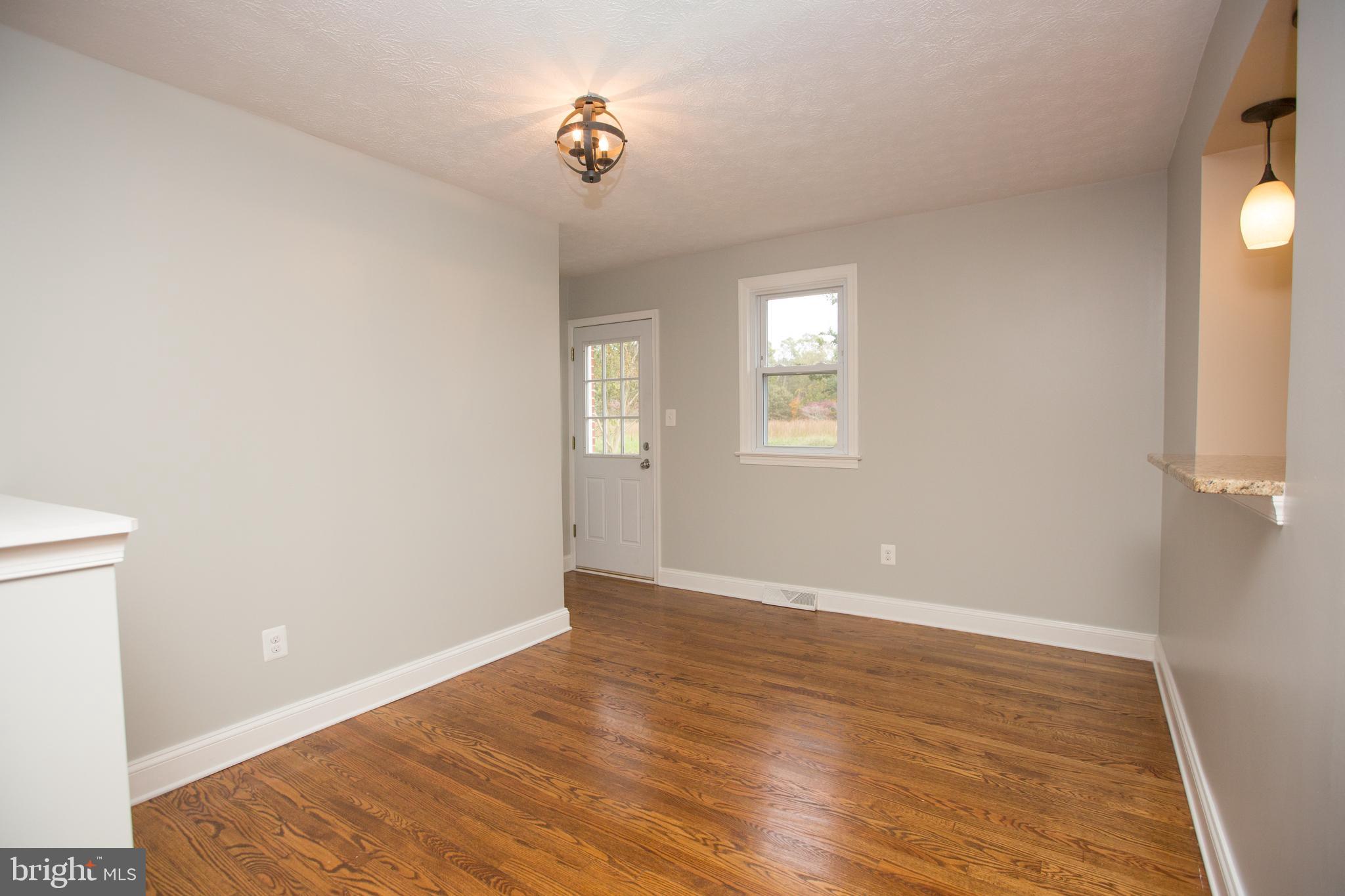 44441 Clarkes Landing Road Hollywood, MD 20636 - Photo 14 of 37 Dining Area