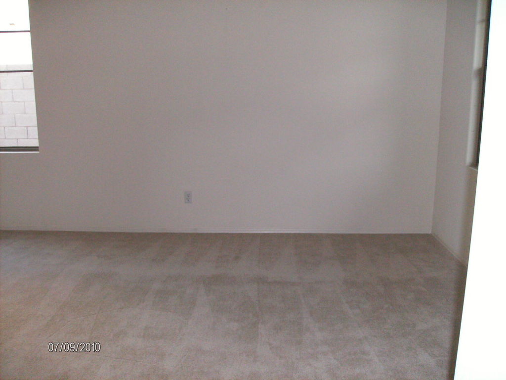 1294 East Walnut Road Gilbert, AZ 85298 - Photo 3 of 20 1294 E Walnut Rd (3)