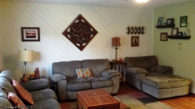 922 Glade Run Road Albright, WV 26519 - Photo 2 of 11 Gallery Image 2