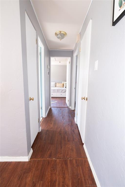 9 Robinhood Road Pittsburgh, PA 15220 - Photo 16 of 24 Gallery Image 16