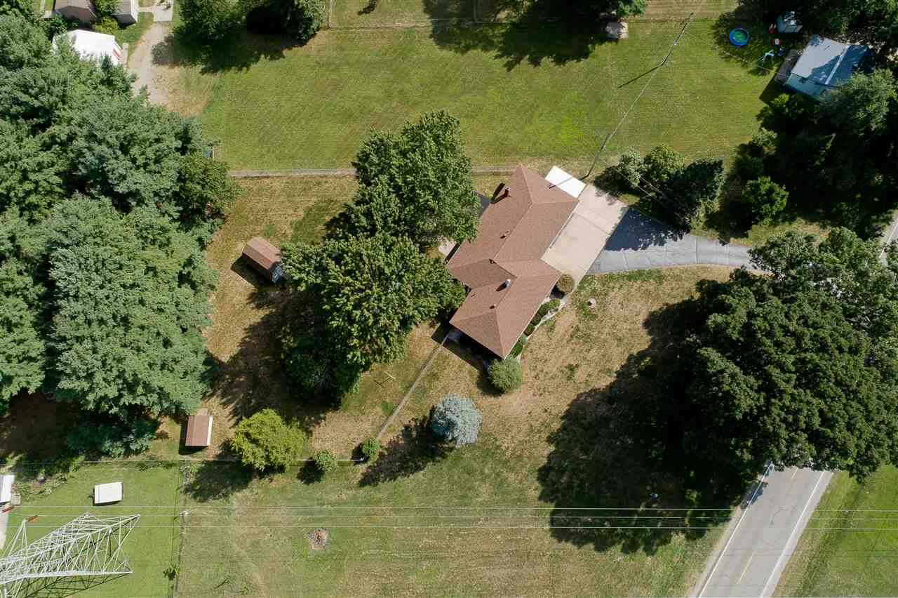 12456 Tuscola Road Clio, MI 48420 - Photo 6 of 59 50021471-5.JPG