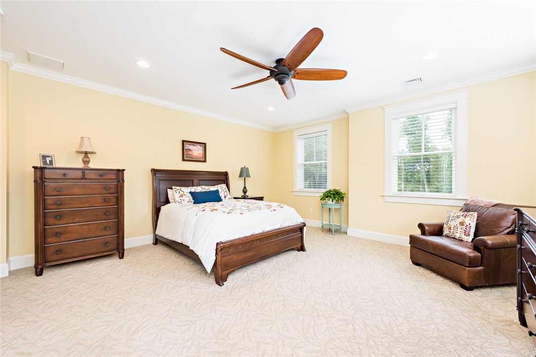 459 Log Road Smithfield, RI 02917 - Photo 23 of 40