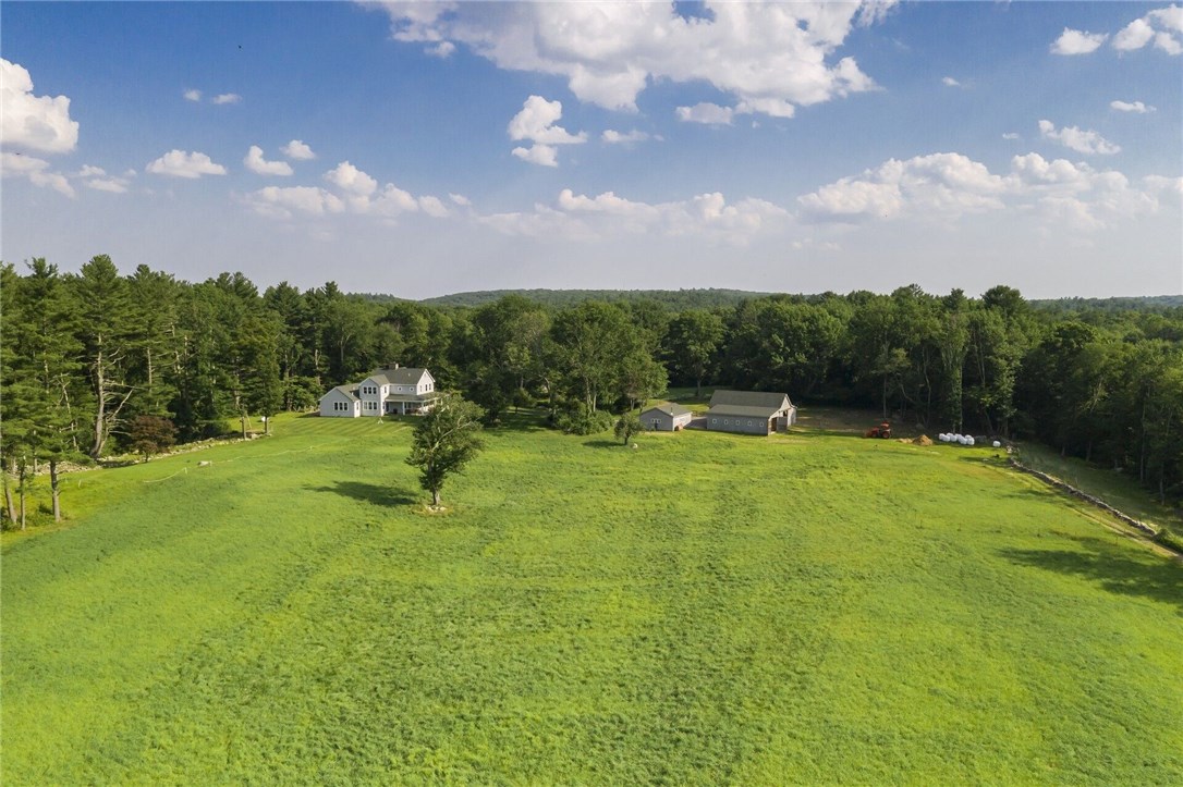 459 Log Road Smithfield, RI 02917 - Photo 36 of 40