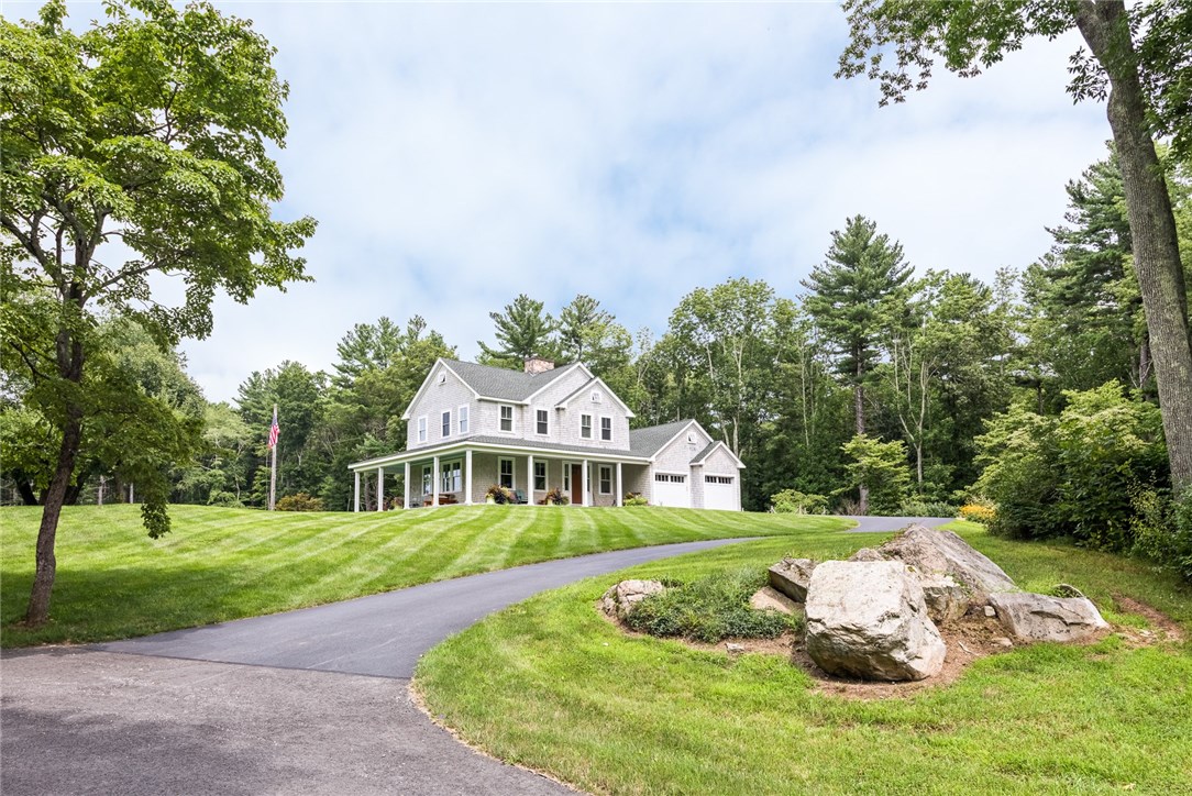 459 Log Road Smithfield, RI 02917 - Photo 7 of 40