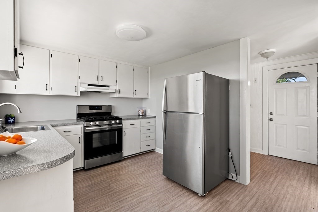 53-55 Willow Road Nahant, MA 01908 - Photo 18 of 42 Gallery Image 18