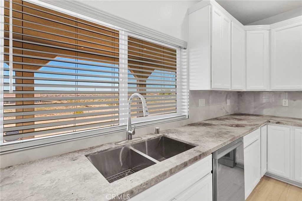 24589 Burngan Avenue Oro Grande, CA 92368 - Photo 20 of 74