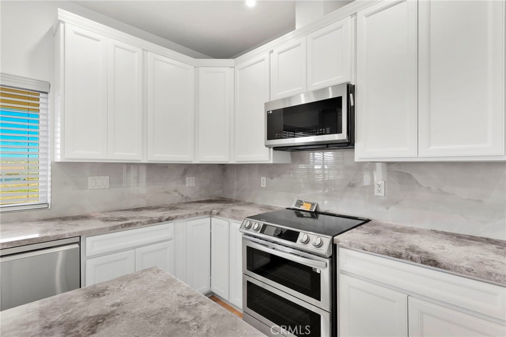 24589 Burngan Avenue Oro Grande, CA 92368 - Photo 22 of 74