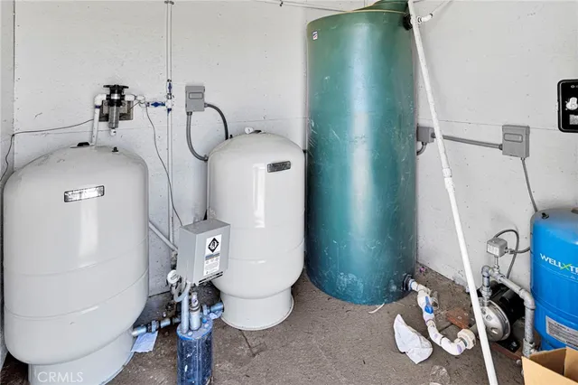 $1,495,000 | 24589 Burngan Avenue, Oro Grande, CA 92368