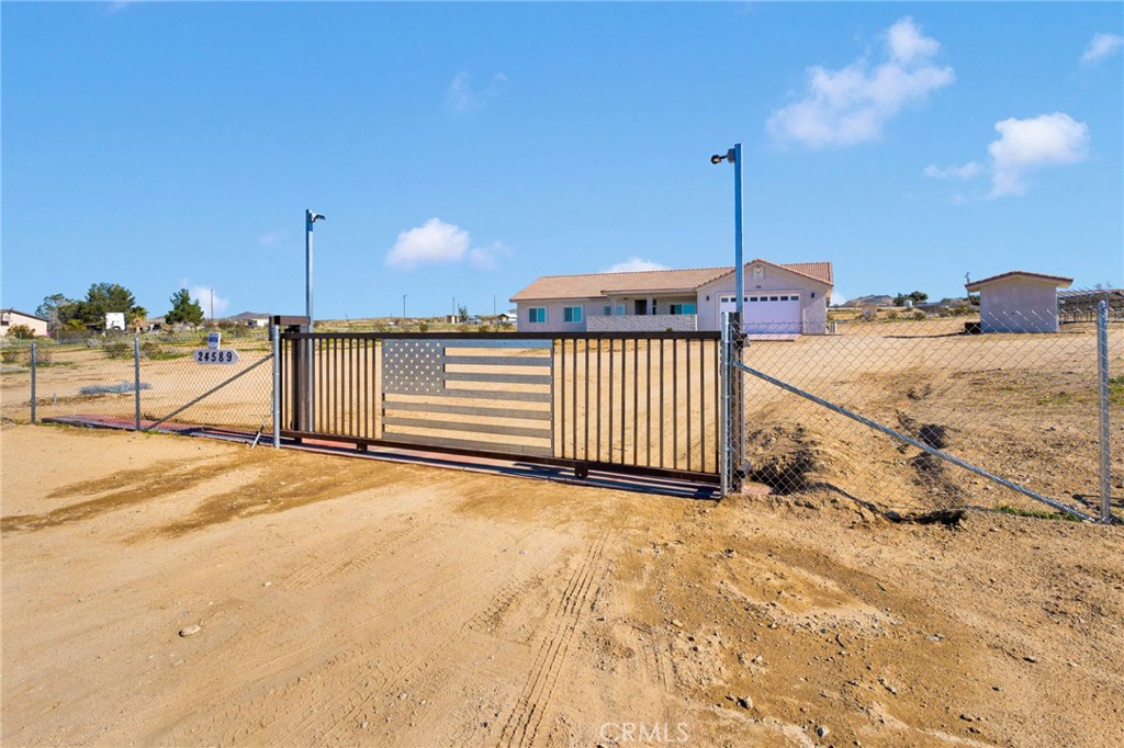 24589 Burngan Avenue Oro Grande, CA 92368 - Photo 58 of 74