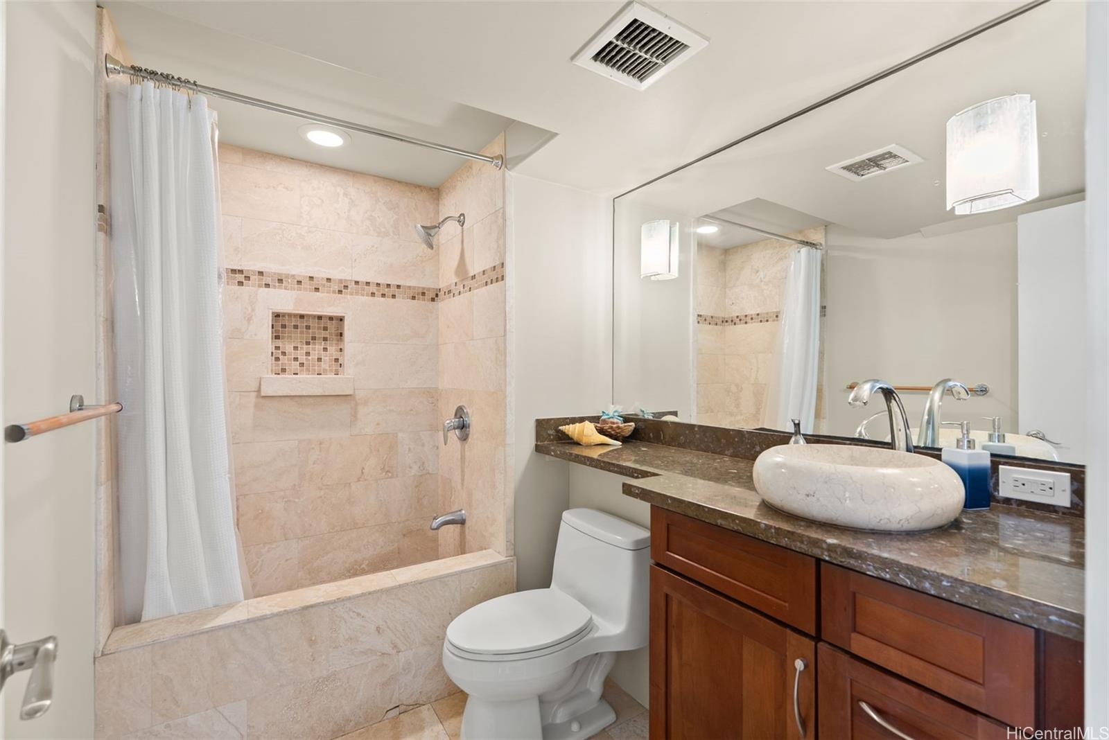 240 Makee Road, Unit 12C Honolulu, HI 96815 - Photo 15 of 25 Gallery Image 15