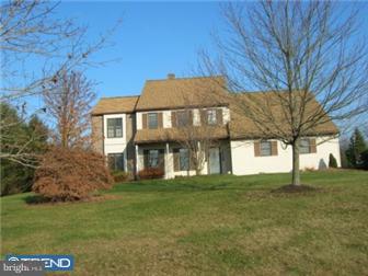 1069 Hilltop Road Leesport, PA 19533 - Photo 1 of 12 Exterior Front