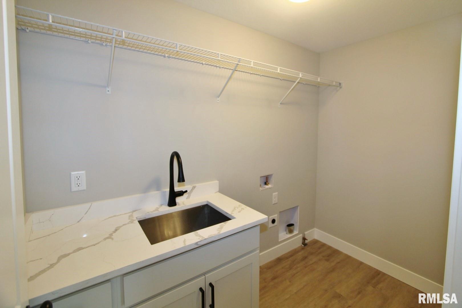 106 Samuel Court Washington, IL 61571 - Photo 16 of 57