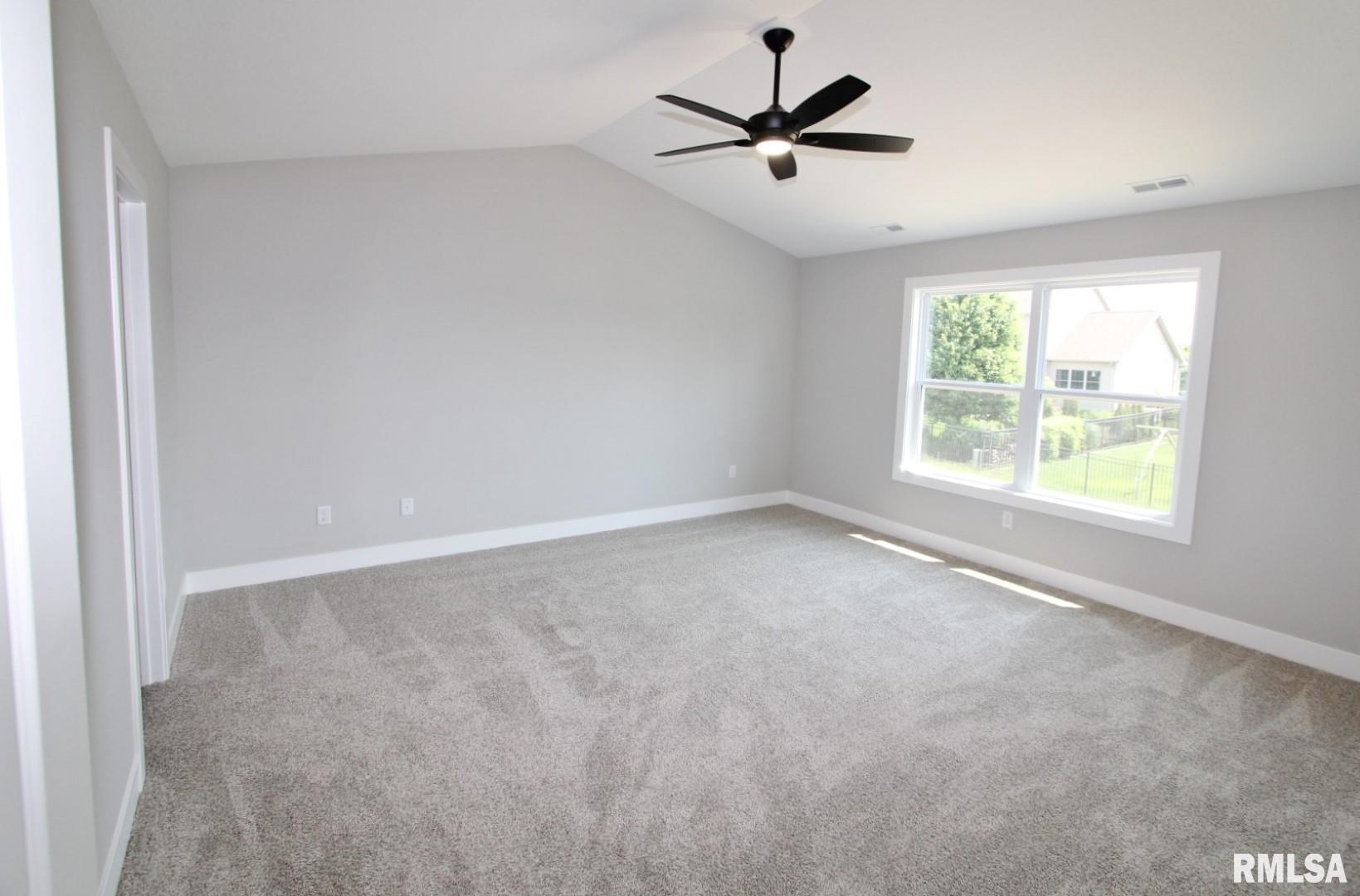 106 Samuel Court Washington, IL 61571 - Photo 19 of 57