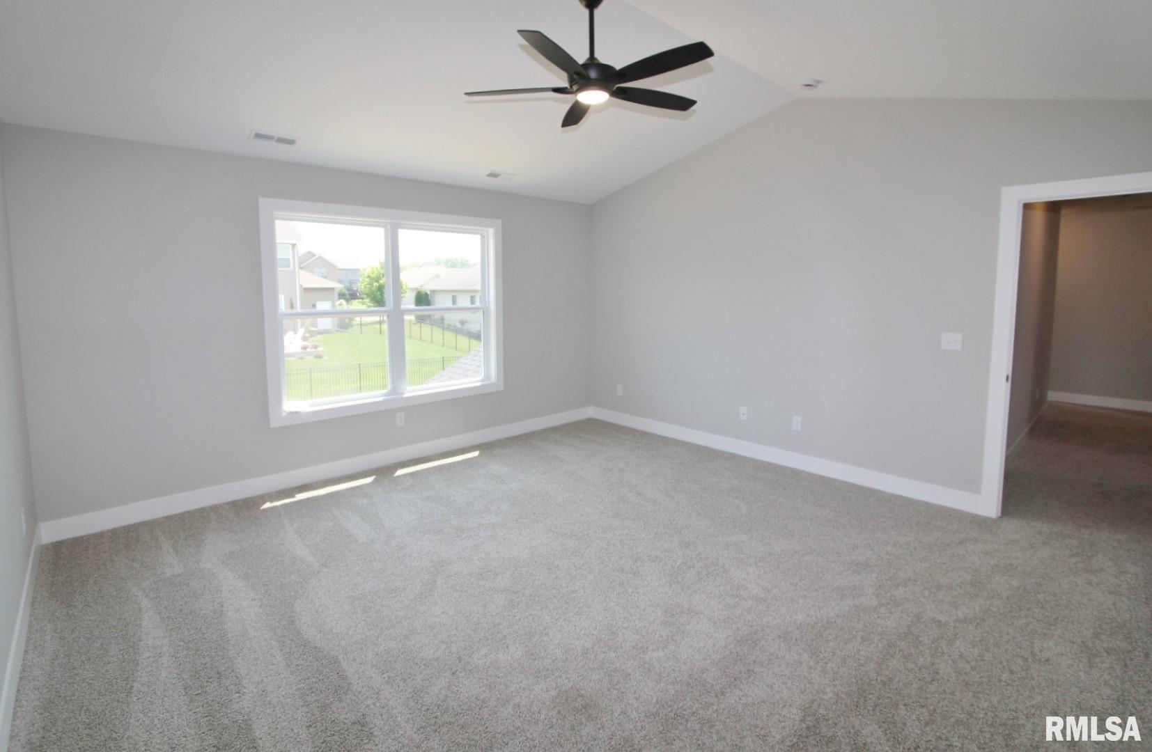 106 Samuel Court Washington, IL 61571 - Photo 20 of 57