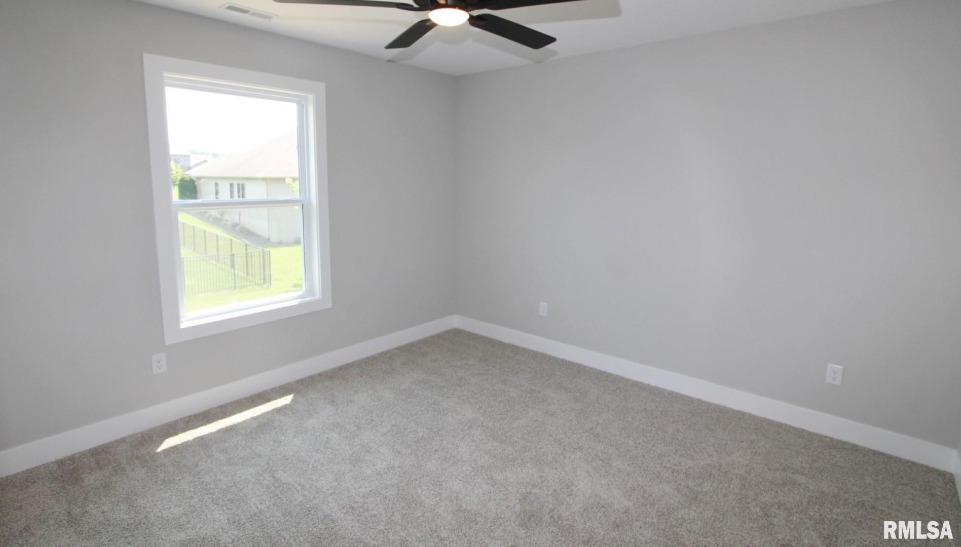 106 Samuel Court Washington, IL 61571 - Photo 32 of 57