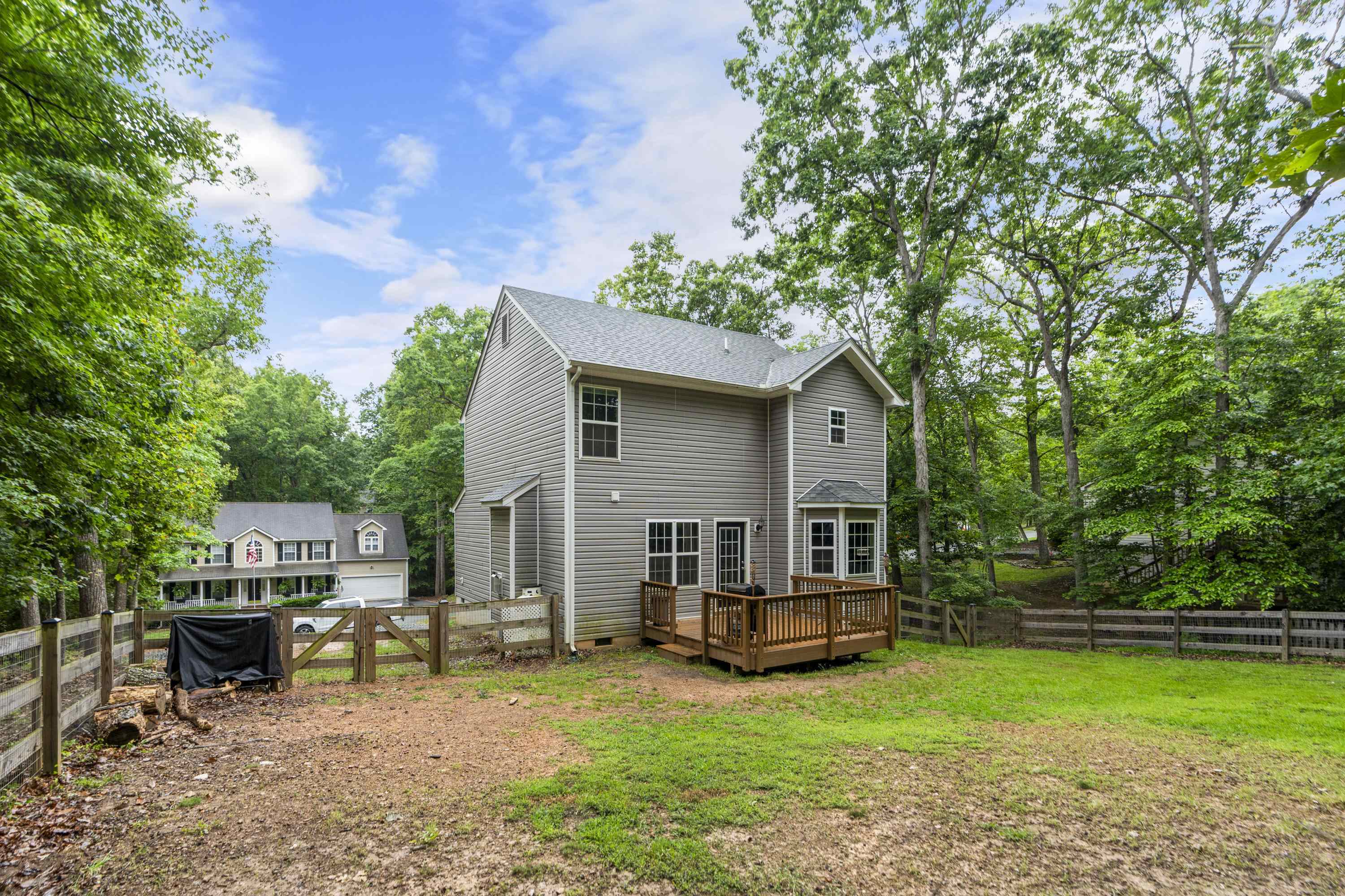 10 Zephyr Road Palmyra, VA 22963 - Photo 46 of 72 a view of a house with backyard and sitting area