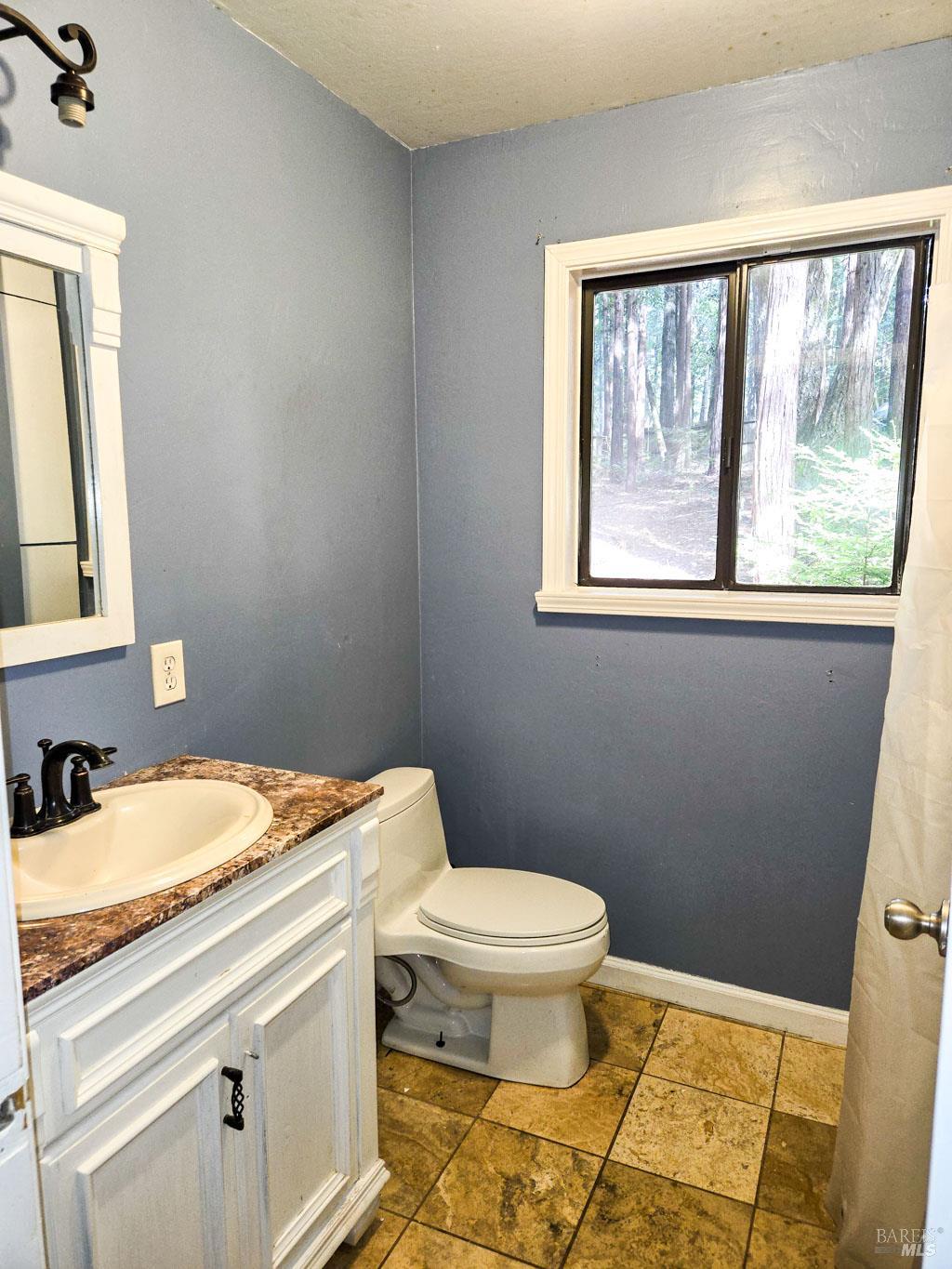4030 Ridge Circle Willits, CA 95490 - Photo 16 of 41