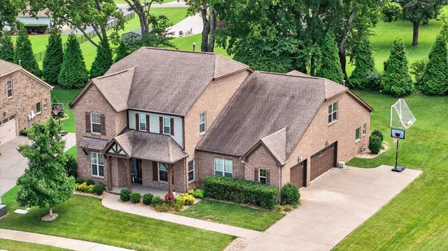 $879,000 | 1111 Vinings Boulevard, Gallatin, TN 37066