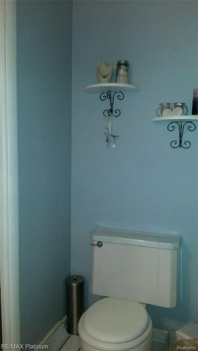 2290 Baker Road Dexter, MI 48130 - Photo 21 of 30 3235203_20.jpg
