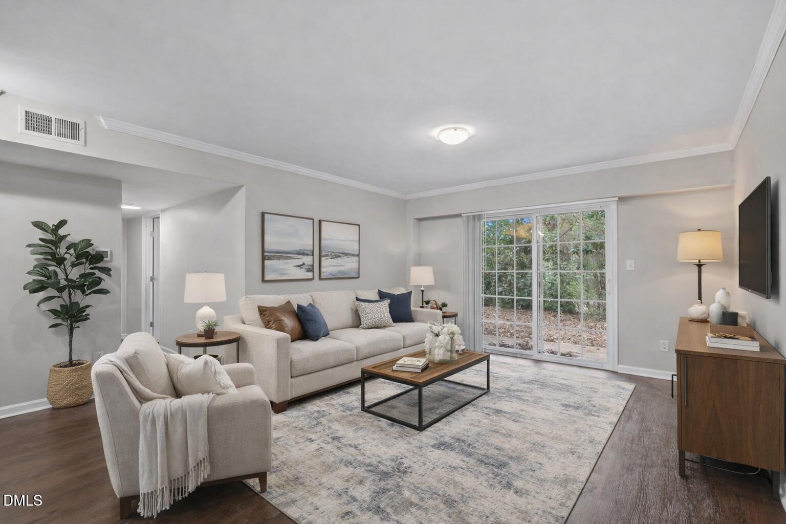 2308 Myron Drive, Unit 3 Raleigh, NC 27607 - Photo 5 of 24 B2EF3EDF-9B20-4726-9D61-B5C81993E504