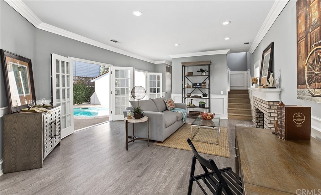 2521 Crestview Drive Newport Beach, CA 92663 - Photo 22 of 45