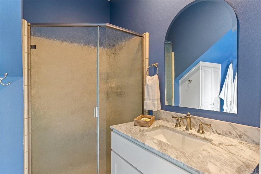 2521 Crestview Drive Newport Beach, CA 92663 - Photo 25 of 45