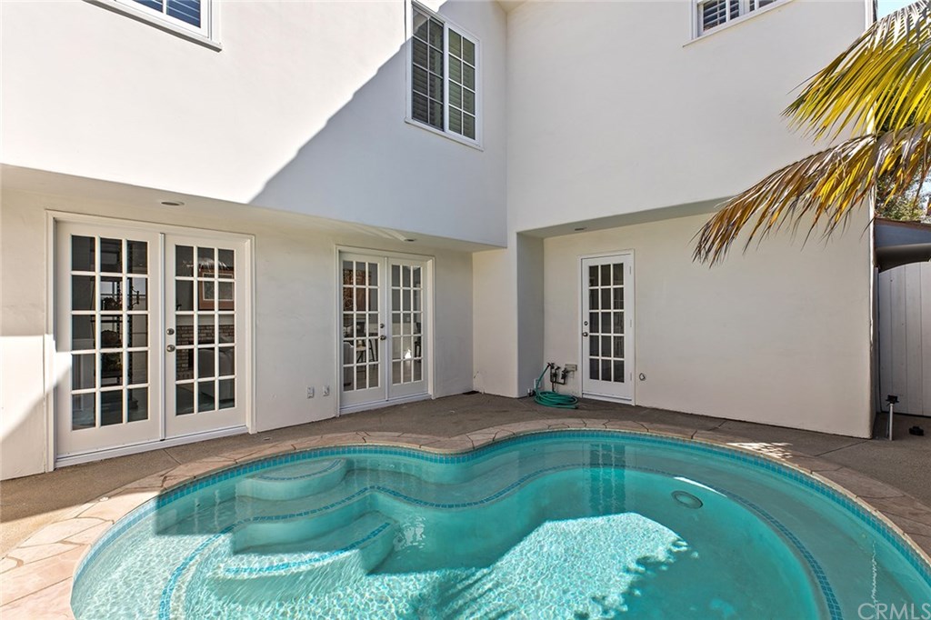 2521 Crestview Drive Newport Beach, CA 92663 - Photo 34 of 45