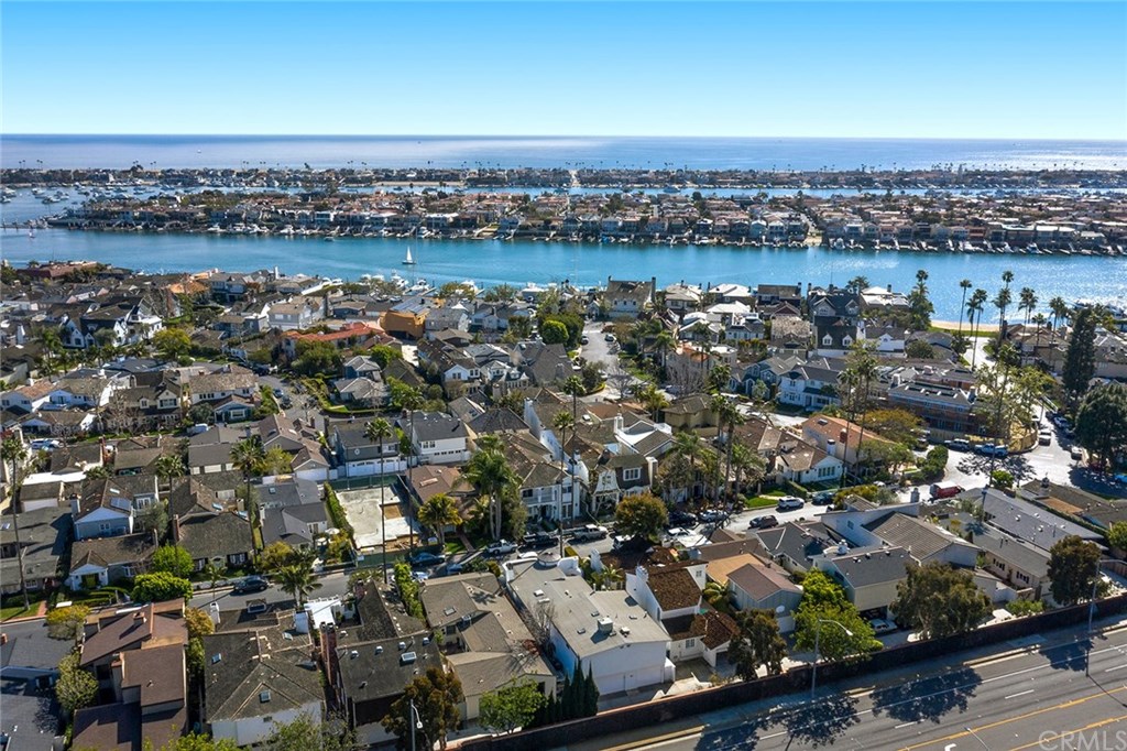 2521 Crestview Drive Newport Beach, CA 92663 - Photo 39 of 45