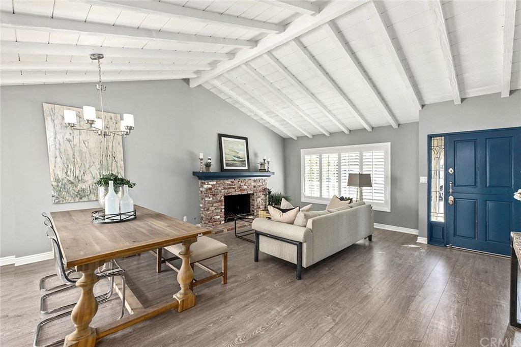 2521 Crestview Drive Newport Beach, CA 92663 - Photo 9 of 45