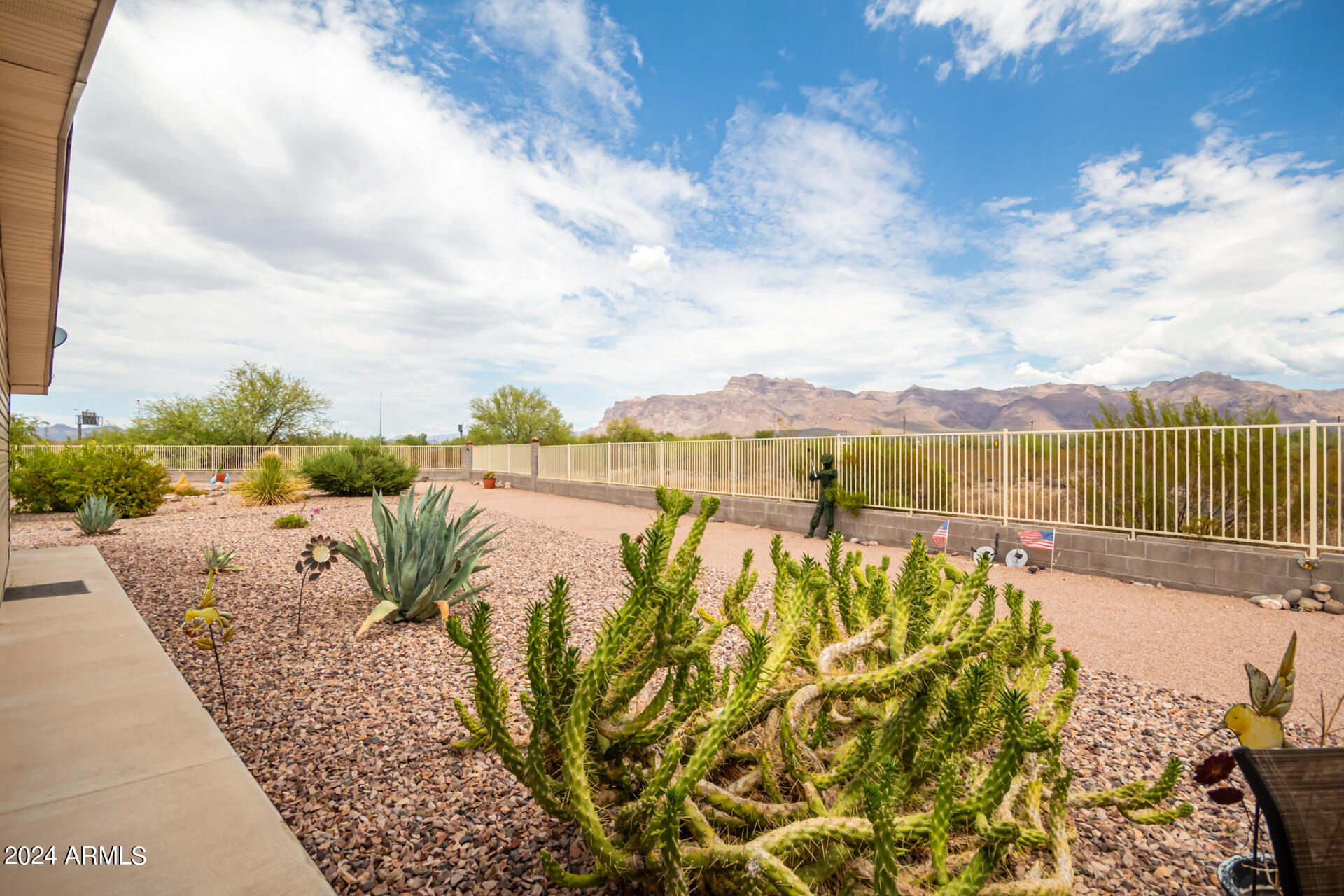3301 South Goldfield Road, Unit 4020 Apache Junction, AZ 85119 - Photo 35 of 37 0035-35 - Goldfield