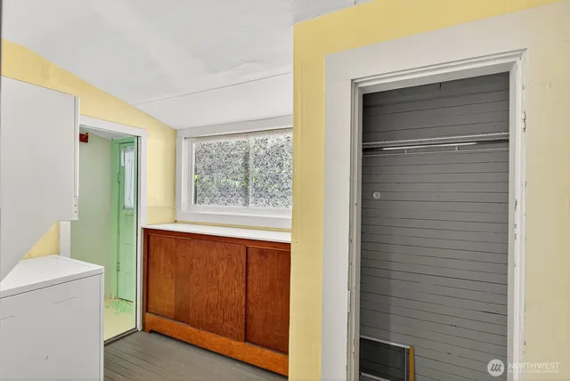 $649,000 | 1520-1518 10th Street, Anacortes, WA 98221