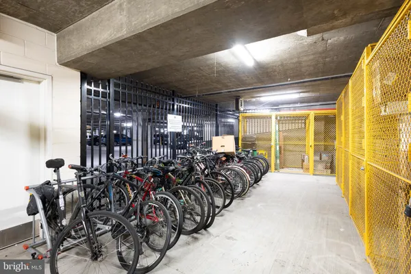 $2,200 | 3600 South Glebe Road, Unit 721W, Arlington, VA 22202