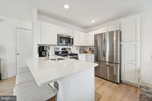 $2,450 | 422 Wendover Drive, Unit 127A, Norristown, PA 19403