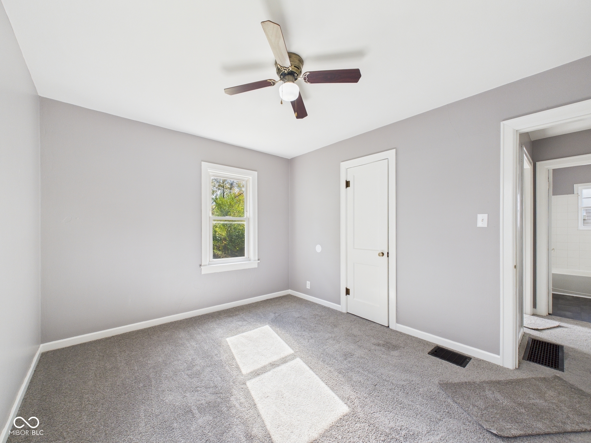 711 East 32nd Street Anderson, IN 46016 - Photo 14 of 21